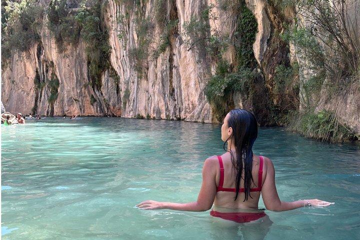 Journée Aventures : Thermes, Cascades, gîte privé