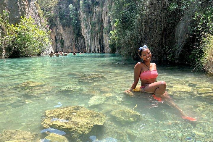 Journée Aventures : Thermes, Cascades, gîte privé