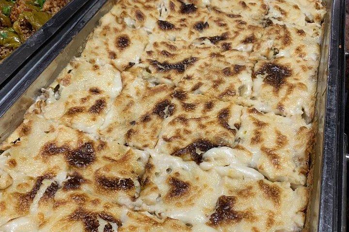 マジックカイロダイニング体験：屋台料理またはナイルクルーズビュッフェ