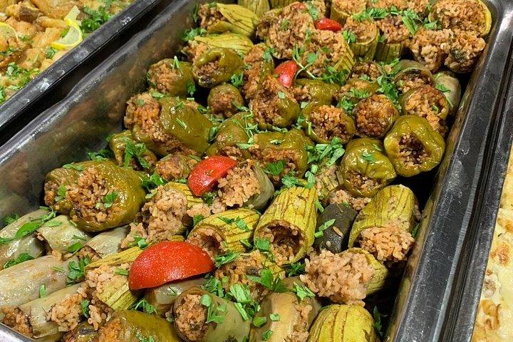 マジックカイロダイニング体験：屋台料理またはナイルクルーズビュッフェ
