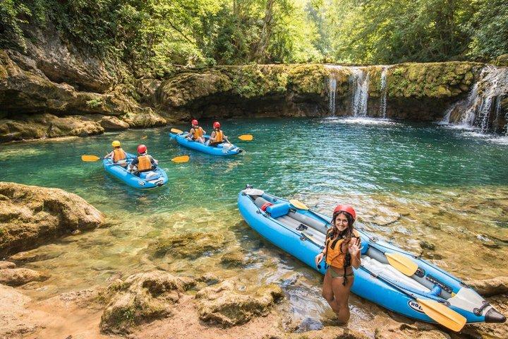 De Zagreb: Excursão aos Lagos de Plitvice com experiência de caiaque