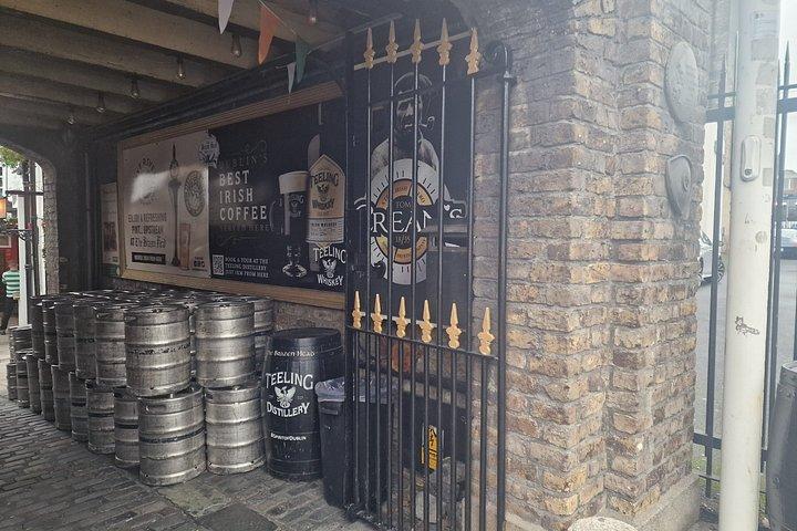 Express Jameson Whiskey Experience and Oldest Pub in Ireland