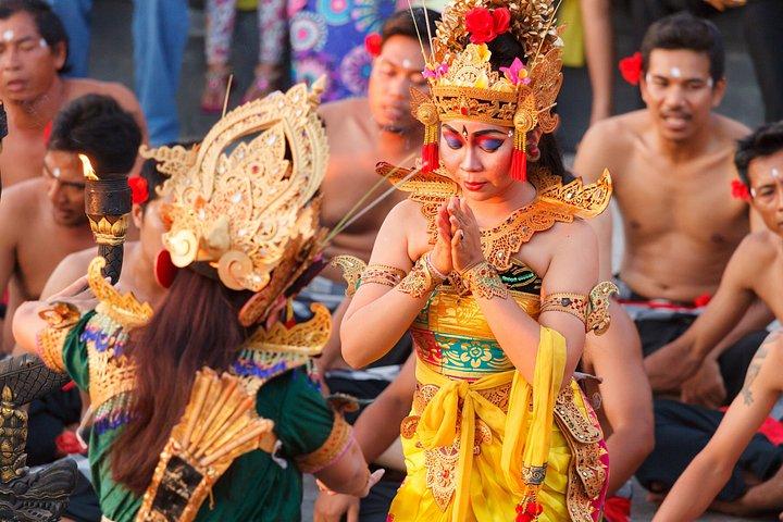 Bali DPS Airportプライベート送迎（ウブド）ミート＆グリート60分