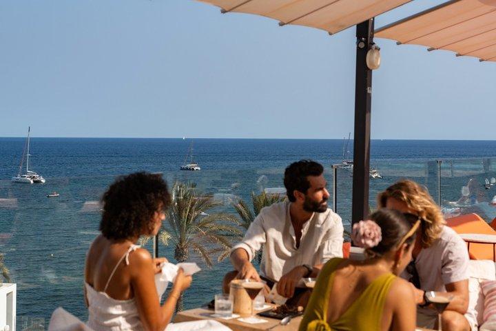 Excursão de comida autoguiada em Santa Eulària, Ibiza