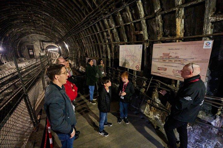 Hidden Tube Walking Tour - Holborn: The Secret Platforms