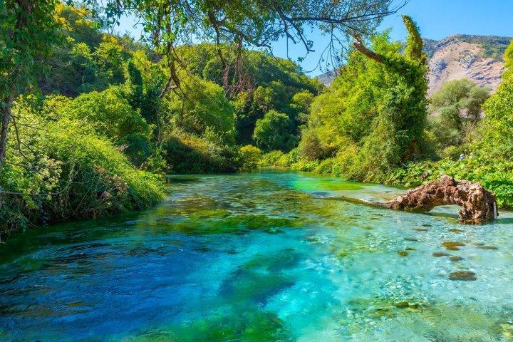 Tour privato di un giorno di Gjirokastra e Blue Eye da Tirana o Durazzo