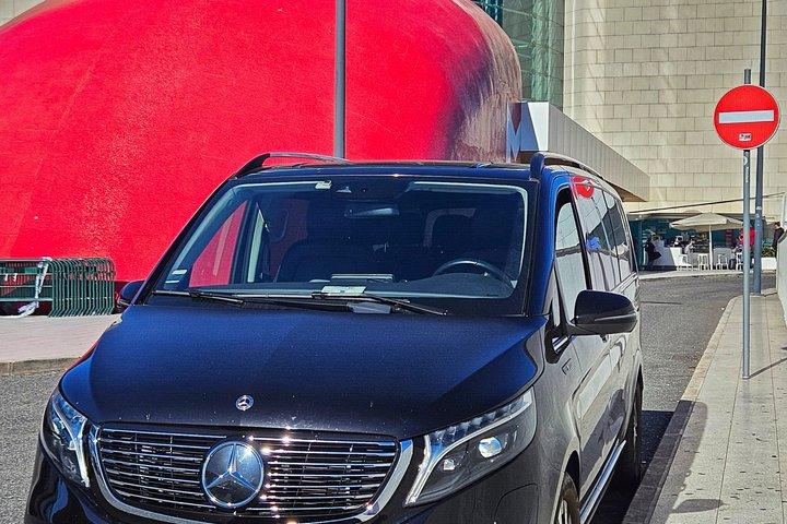 Lisbon Airport Private Transfer to/from Fatima