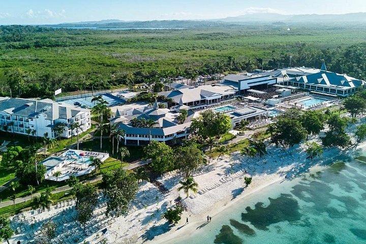 ネグリルまたはプリンセスホテルへのモンテゴベイジャマイカ空港送迎