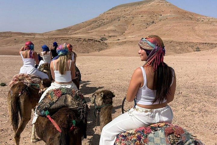 Agafay Desert Sunset Experience Quad Kamelritt und Abendessen