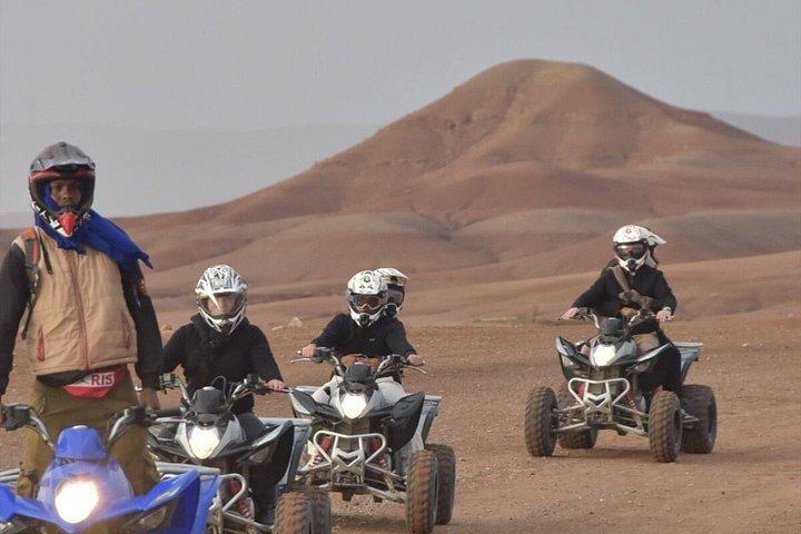 Agafay Desert Sunset Experience Quad Kamelritt und Abendessen