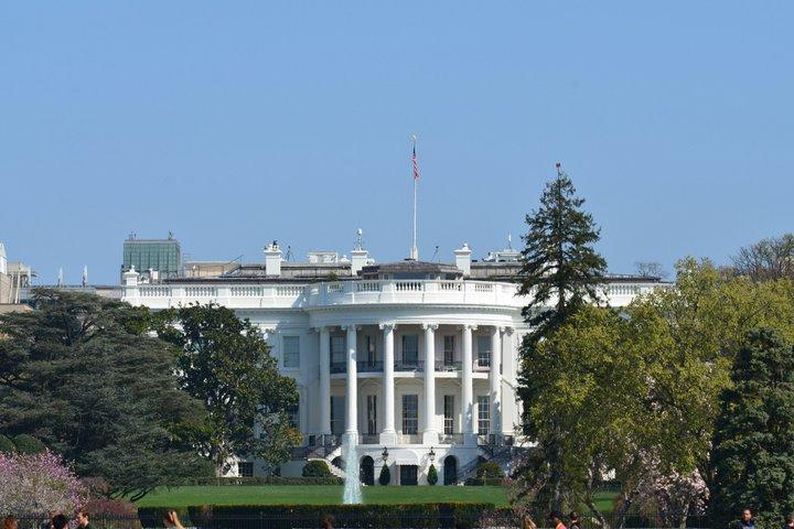 ワシントンD.C. ナイアガラの滝＆フィラデルフィア3日-ニューヨーク発日帰りツアー
