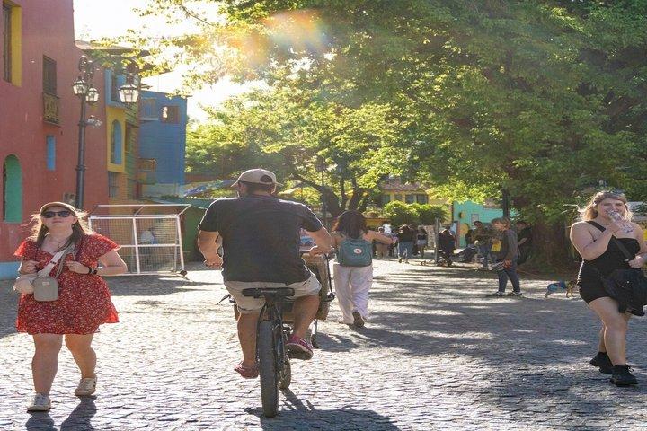 送迎付きブエノスアイレス市内観光ツアー