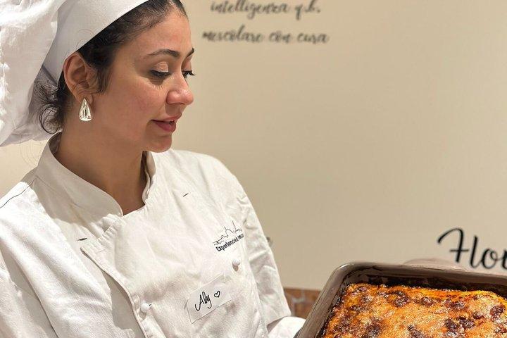 Florencia: Clase de lasaña y tiramisú con vino en Ponte Vecchio