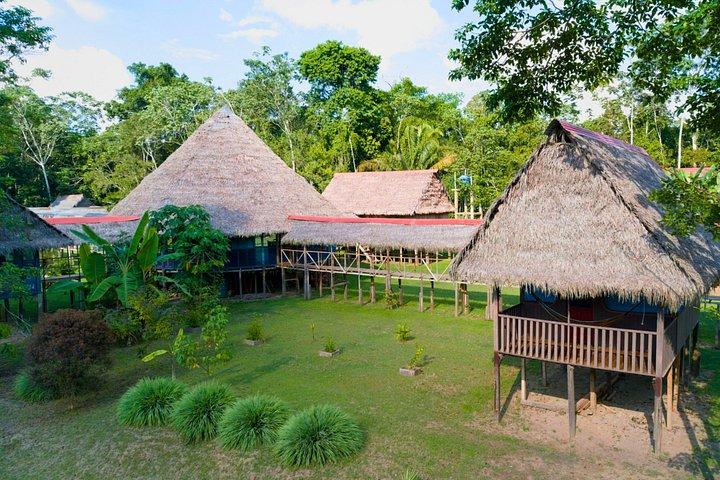 キュラソウ アマゾン ロッジでのアマゾン熱帯雨林 3 日間ツアー
