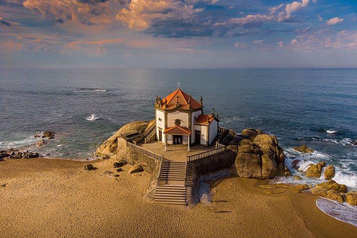 Aveiro, Costa Nova & Atlantic Coast: Full Day & Small Group Tour