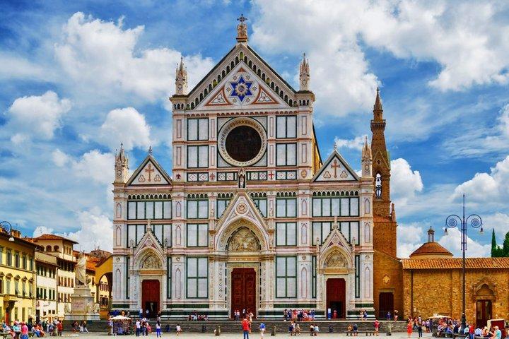 Entrada a la Basílica de Santa Croce de Florencia