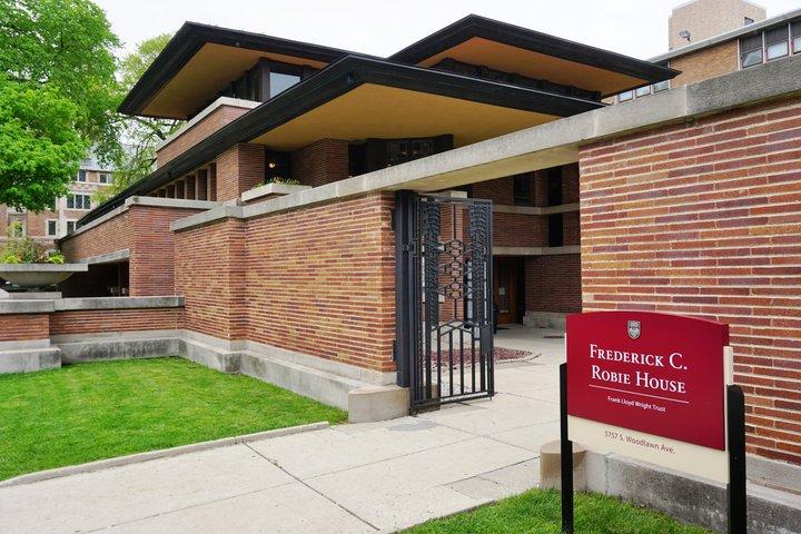 Frank Lloyd Wright Oak Park Architecture Tour from Chicago