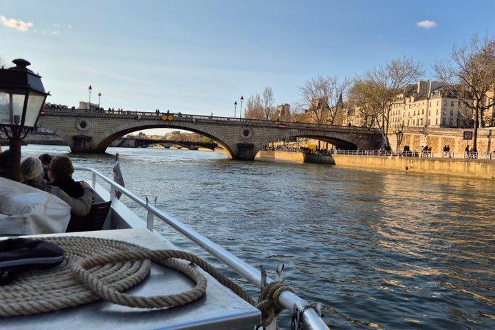 Kväll Champagne Seine River sightseeingkryssning i Paris