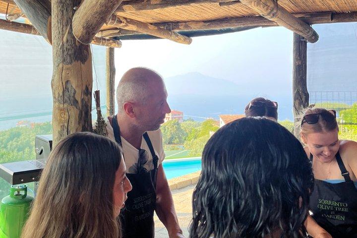Sorrento: Classe de culinária sob as árvores de limão com vista