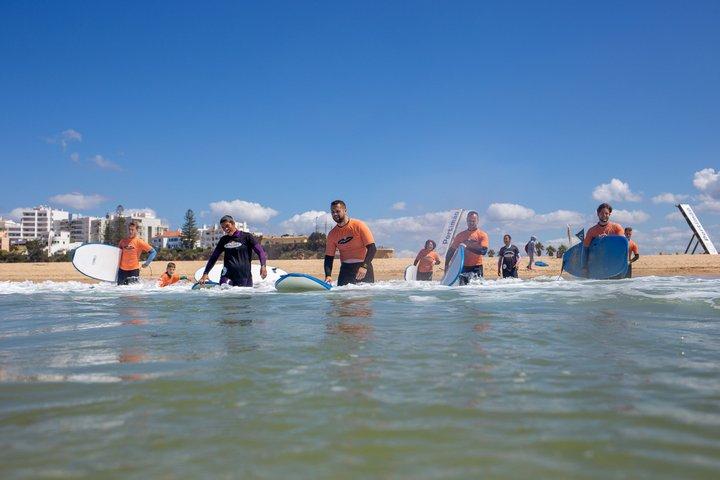 Surf Lesson Praia da Rocha – Beginner Friendly + Small Groups