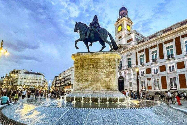 Hoteller i nærheden af Madrid Old Town & Habsburg Legacy Private Tour