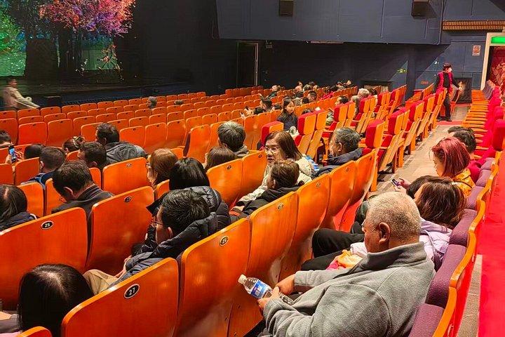 Beijing Acrobatic Show is absolutely explosive at Red Theater