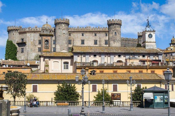 Day Trip to Bracciano Castle and Lake Bracciano from Rome