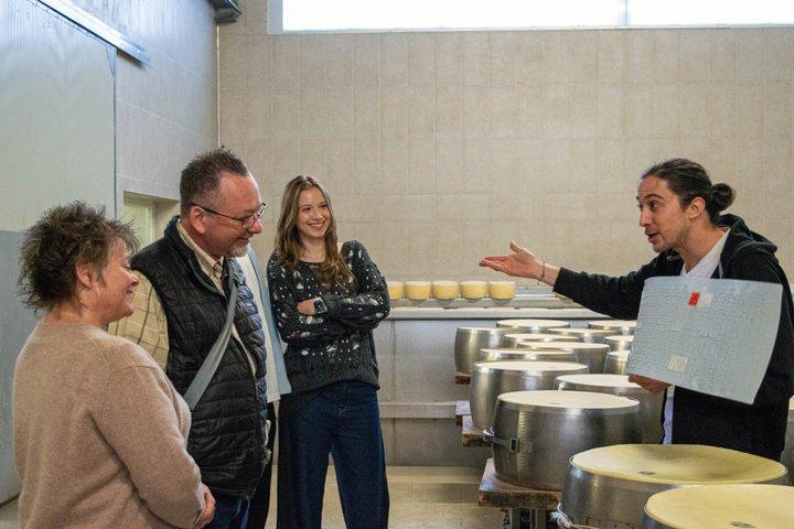 伝統の味 : パルミジャーノ、ボローニャ発ワイン＆バルサミコツアー