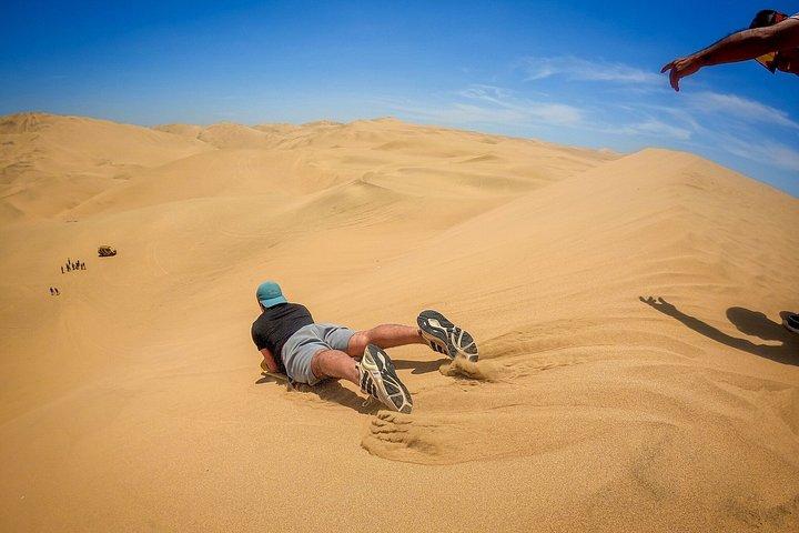 リマ発：パラカス、バレスタス諸島、ワカチナ、すべて込み