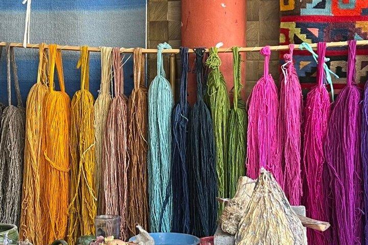 水を2.5時間沸騰させ、ミトラ、トゥーレ、織物、メスカルを1日分用意する