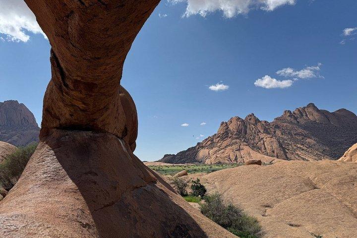 Excursion d'une journée à Spitzkoppe au départ de Swakopmund
