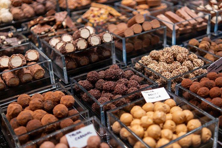 ブカレスト・ストリート・バイツ|都市食と文化ウォーキングツアー