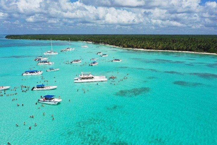 Saona Island VIP 4 Beaches Mano Juan and Palmilla Tour