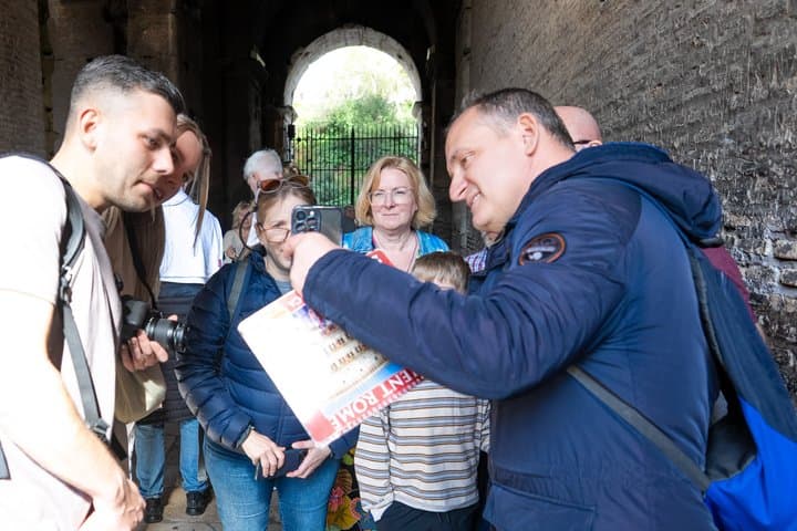 Rome: Colosseum Guided Tour with Roman Forum and Palatine
