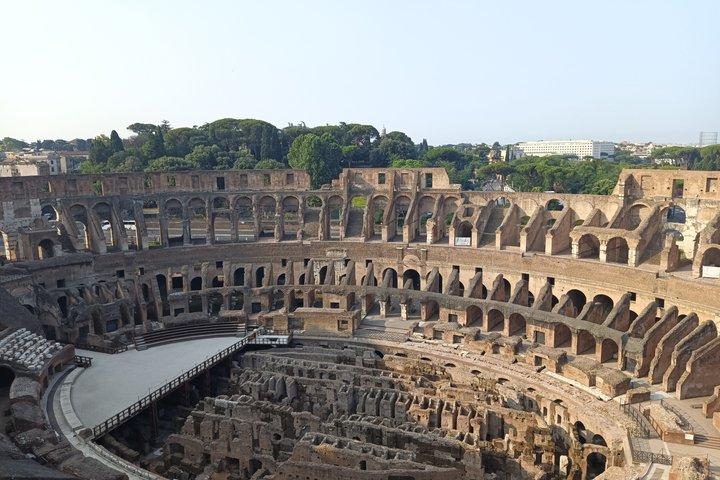 Roma Tours en el Coliseo y Foro Romano sin filas.