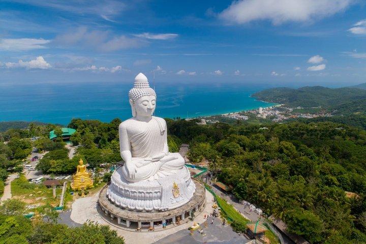 Phuket Discovery com Almoço: Grande Buda, Cidade Velha e Mercado Domingo