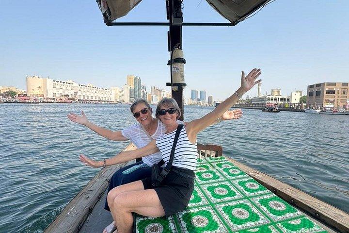 オールドドバイ半日ウォーキングツアー：アル・ファヒディ、クリーク＆アブラライド