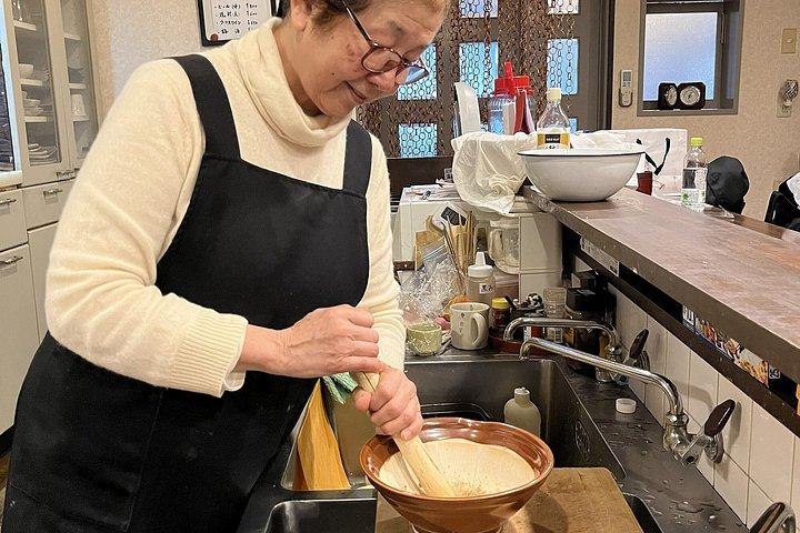 禅宗ベジタリアン精進料理と寿司料理