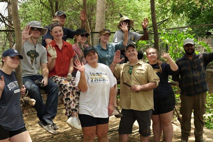 13 Tage Freiwilligen Waisenhaus Masai Mara und Lake Nakuru Safari