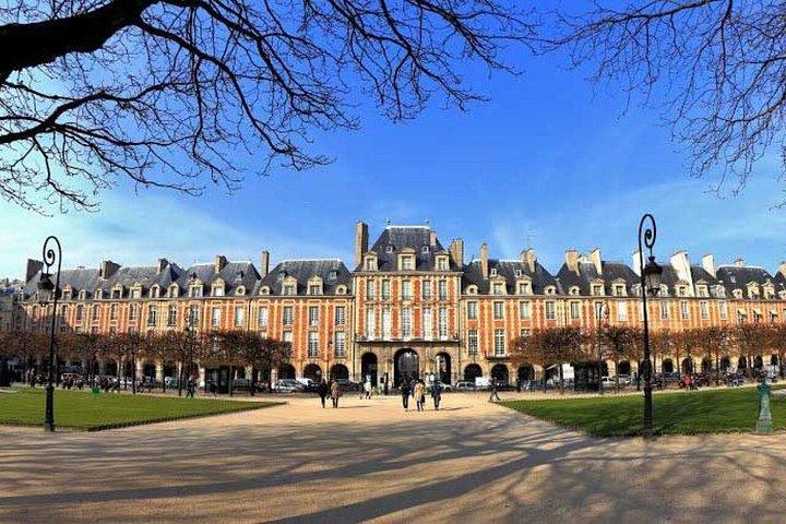 Visite privée de Paris de 3 heures en minivan avec champagne