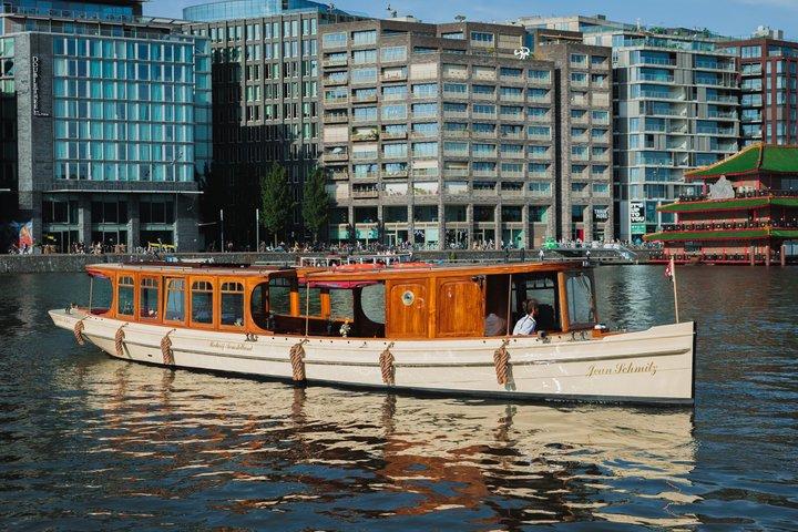 Hoteller i nærheden af High Tea Cruise