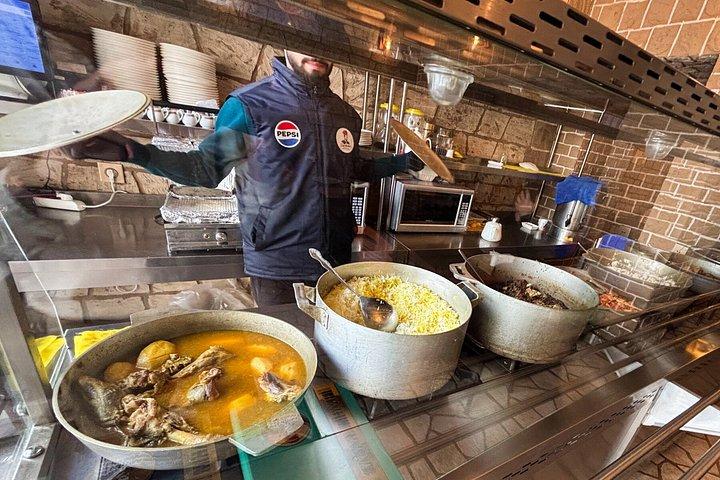 バクーの隠れ家 : バザー、文化、歴史、ストリートフード