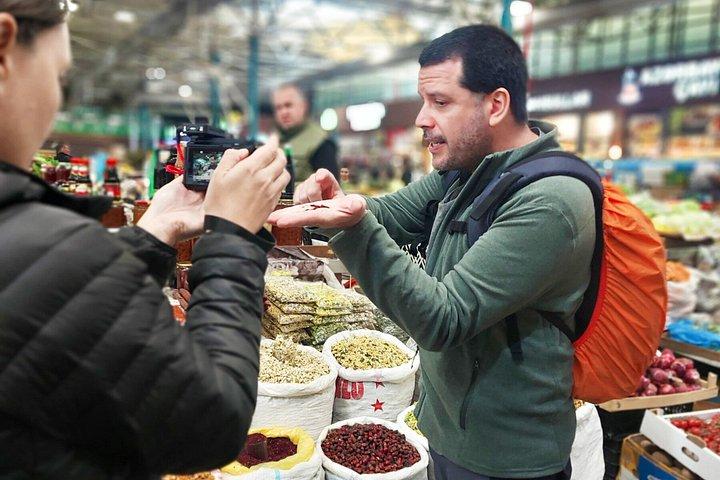 バクーの隠れ家 : バザー、文化、歴史、ストリートフード