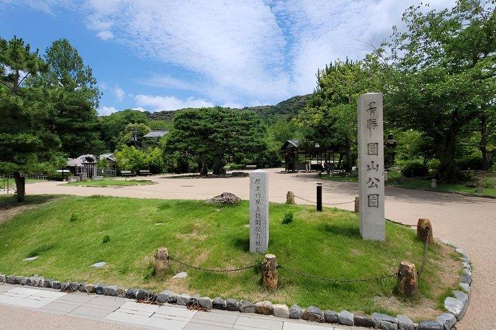 京都祇園芸者街＆隠れ家散策ツアー