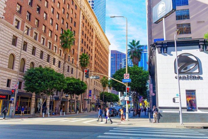 ロサンゼルス・ダウンタウンの本格料理5品を巡るツアー