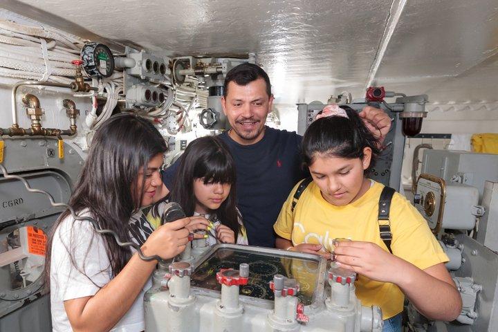 Visita guiada ao IOWA e Big Guns