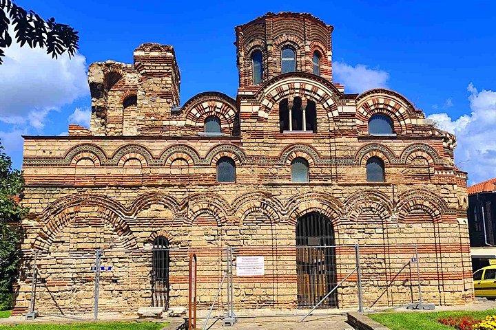 ヴァルナ・ネッセバル旧市街からブルガリアの真珠南海岸