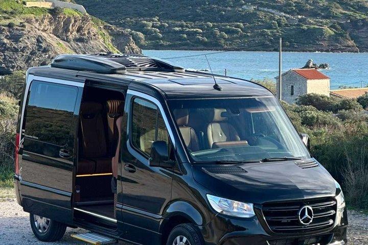 Tour Privado de Medio Día Santorini : Oia, Imerovigli, y Playa Roja