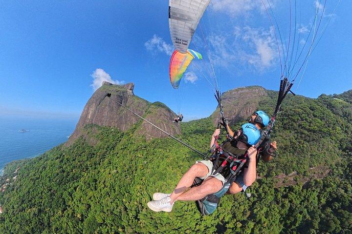 パラペンテ・リオ・デ・ジャネイロ：リオ上空のパラグライダータンデムフライト