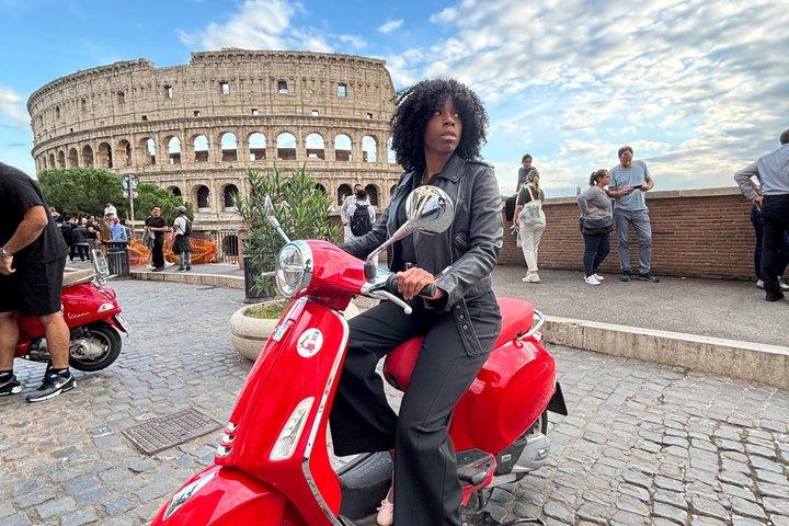 Vespa Food Tour Auténtica cocina romana y joyas ocultas
